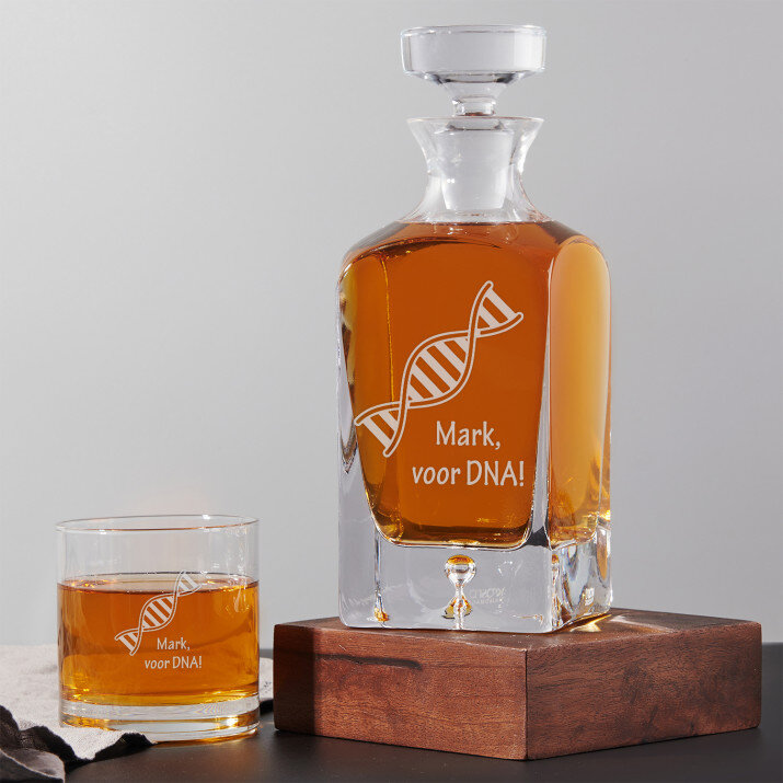 Voor DNA - Carafe of whisky
