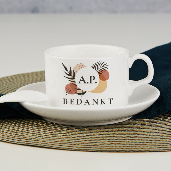 Initialen bedankt - Kopje met schotel