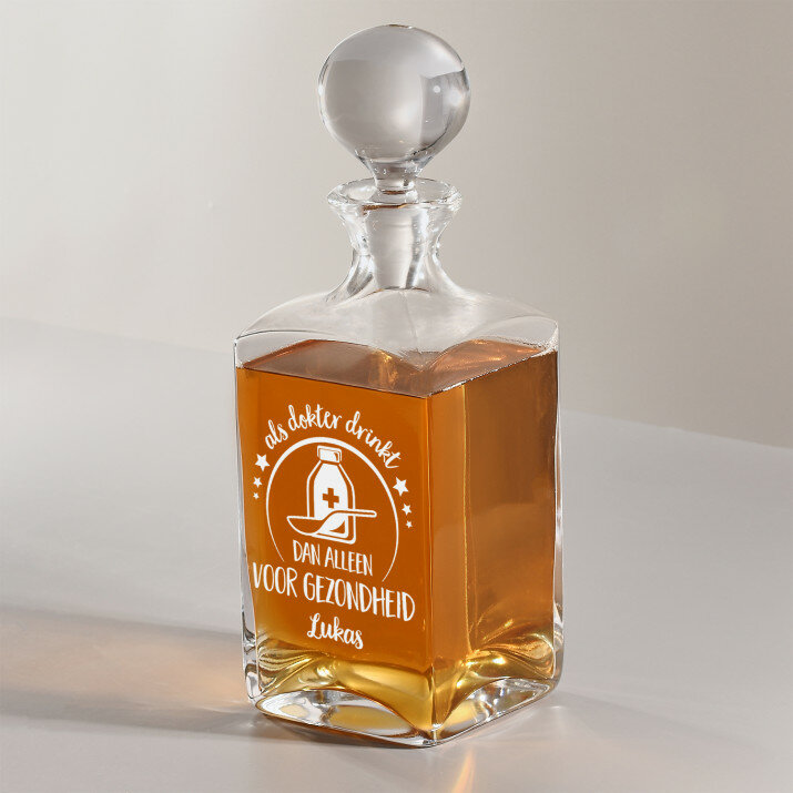 Als dokter drinkt - Whisky karaf
