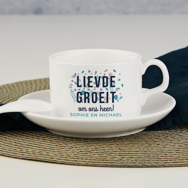 Liefde groeit - Kopje met schotel