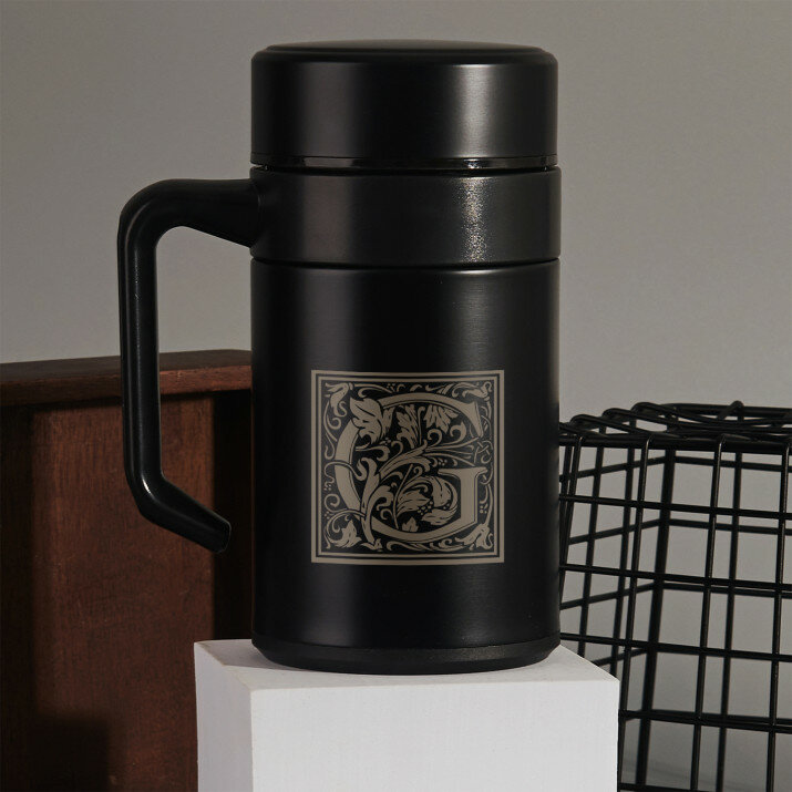 Monogram - Thermische mok met handvat