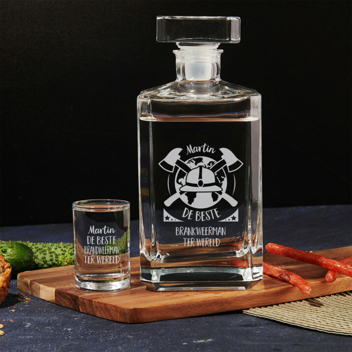 De beste brandweerman ter wereld - Karaf en wodka glazen