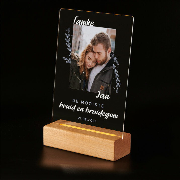 De mooiste bruid en bruidegom - Afdruk op acrylglas met LED- standaard