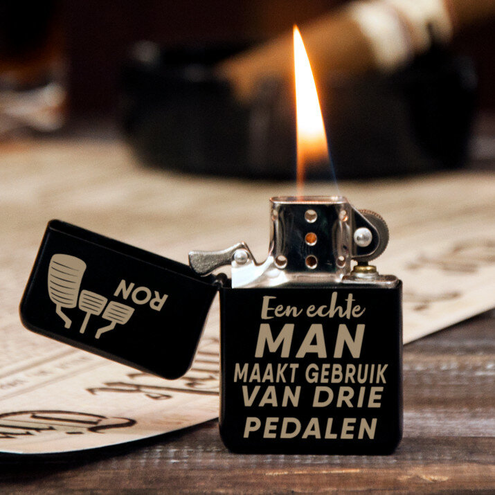 Eene echte man - Aansteker