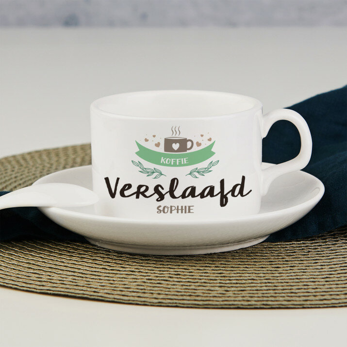 Verslaafd aan koffie - Kopje met schotel