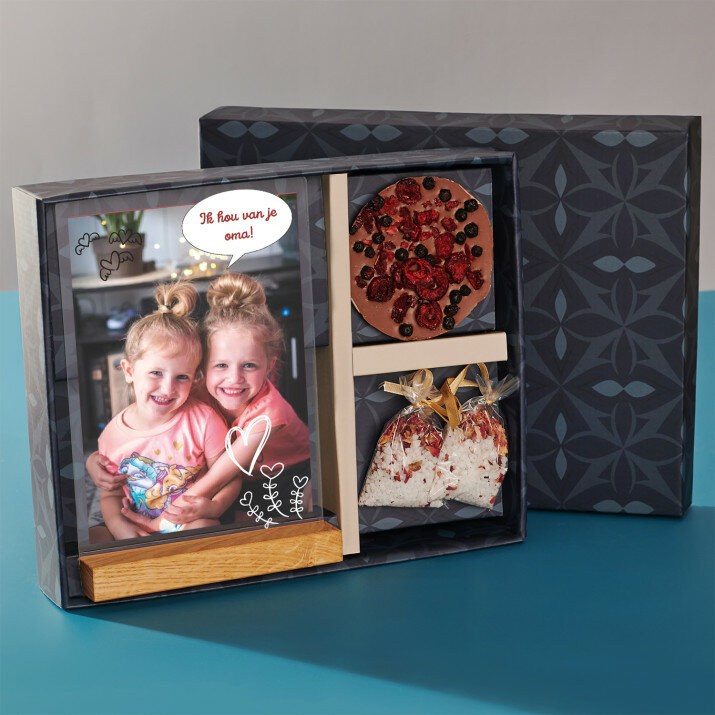 Cadeauset voor de oma met afdruk op glas en badzout