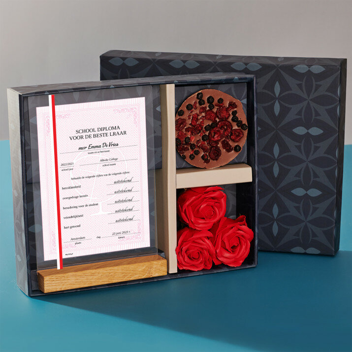Cadeauset met voor de juffrouw afdruk op glas en chocolade
