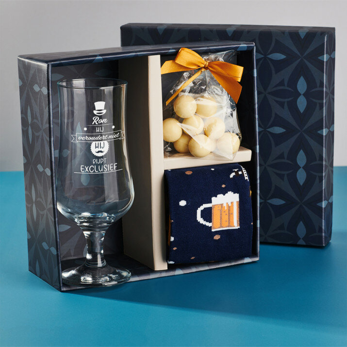 Cadeauset voor hem met bierpokal en sokken