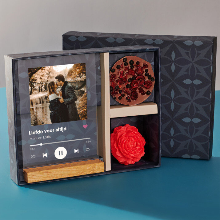 Cadeauset met voor haar afdruk op glas en chocolade