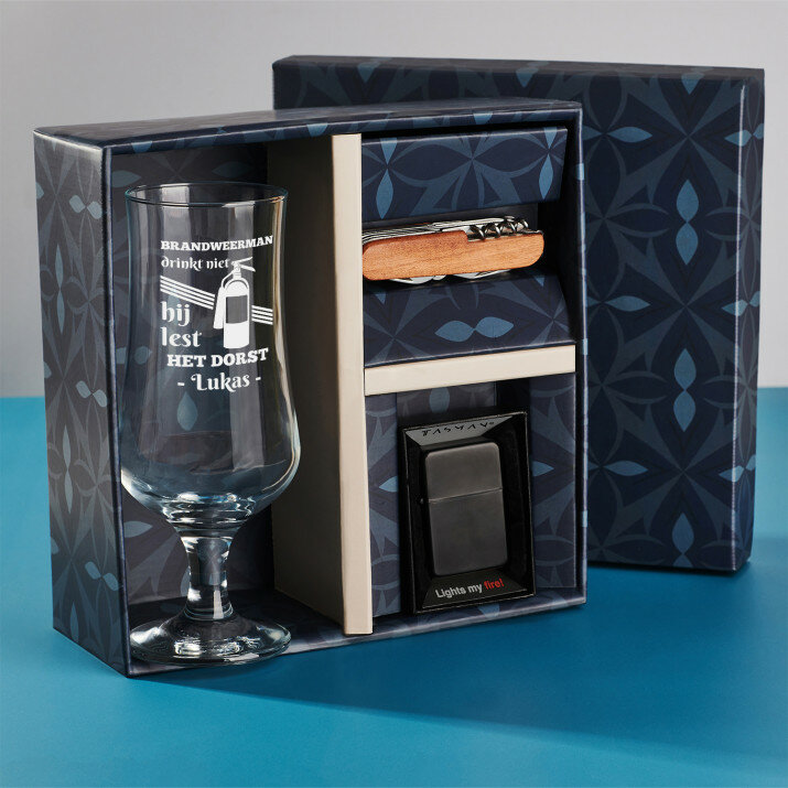 Cadeauset voor de brandweerman met bierpokal en zakmes