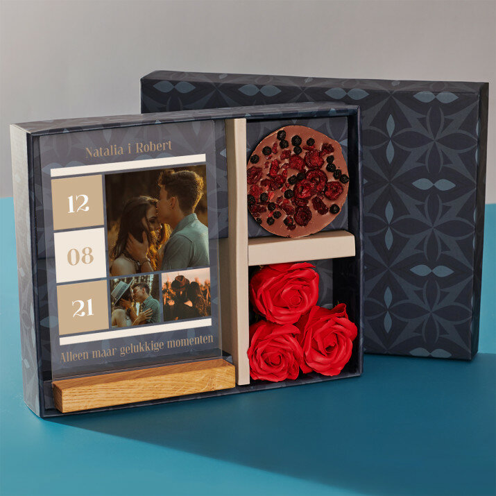 Cadeauset met voor de bruiloft afdruk op glas en chocolade