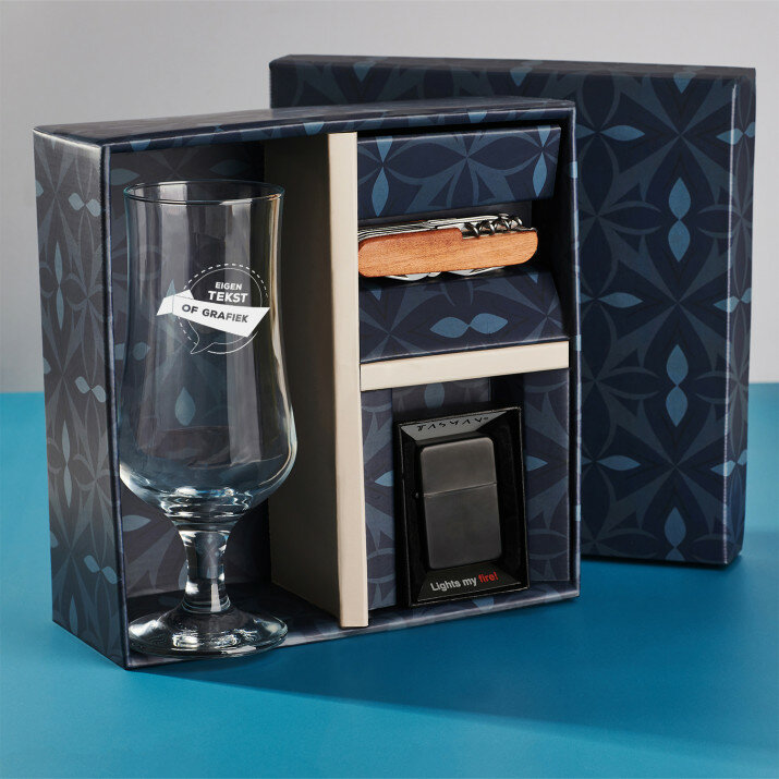 Cadeauset eigen project met bierpokal en zakmes