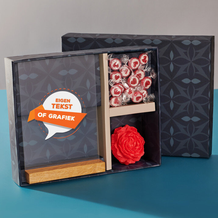 Cadeauset eigen project met afdruk op glas en snoepjes
