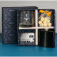 Cadeauset met voor hem glas whisky